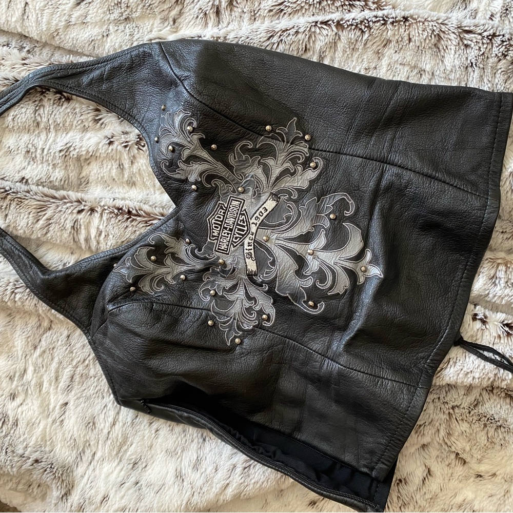 Womens leather hd halter top.